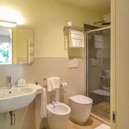 Beautiful In W/ Wifi, Outdoor Swimming Pool And 1 Bedrooms * Grado